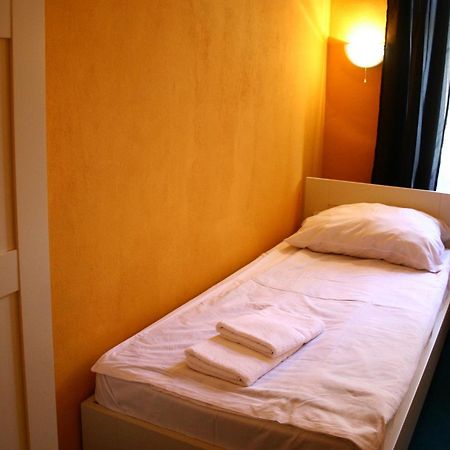 Hotelové Pokoje Kolčavka Praga Esterno foto